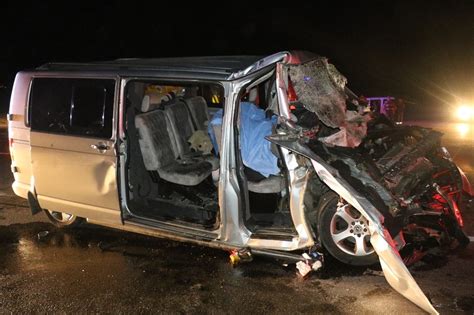 K­a­r­a­b­ü­k­­t­e­ ­t­r­a­f­i­k­ ­k­a­z­a­s­ı­:­ ­6­ ­y­a­r­a­l­ı­